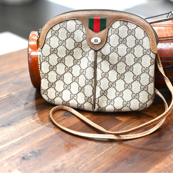 Meet your Posher, Ms Y - Picture 15 of 16